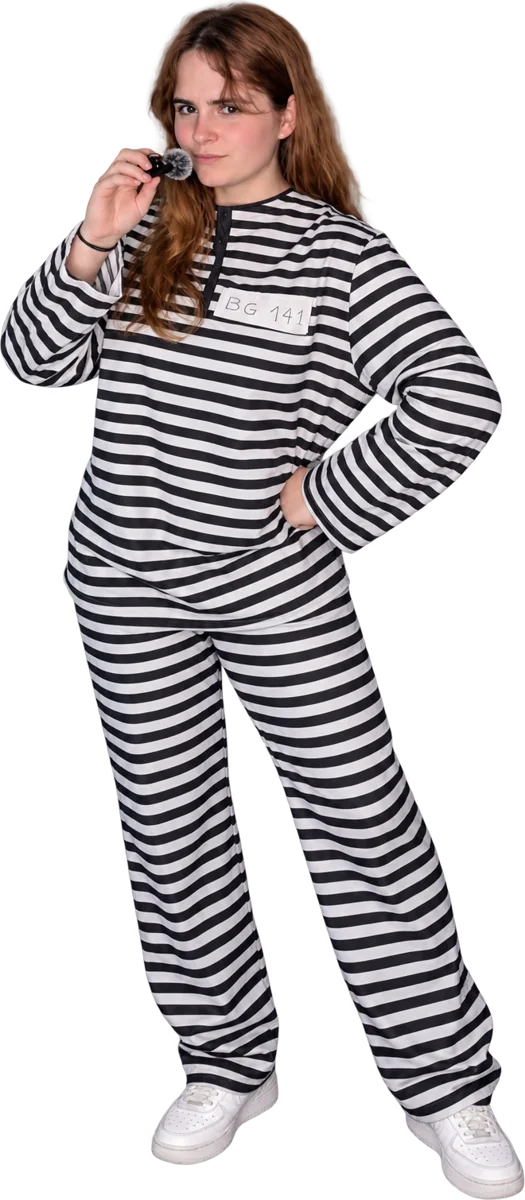 Pyjama rayé noir et blanc de bagnard avec matricule